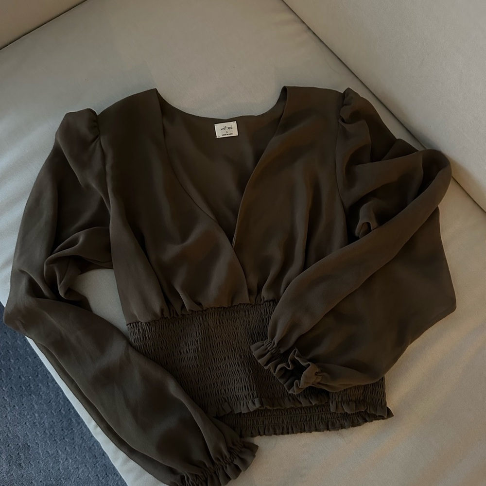Wilfred Olive Smocked-Waist V-Neck Long Sleeve Blouse